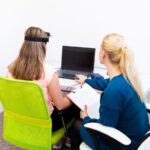 Neurofeedback: ce este, cum funcționează și cui se adresează
